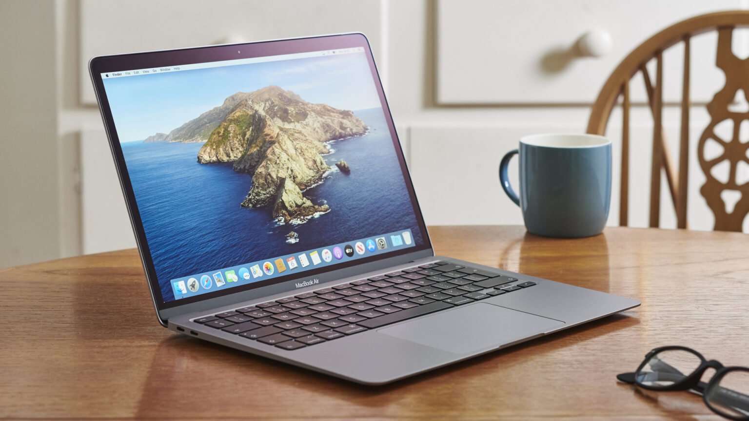 Best Apple Laptops for Students 2021, check the list here